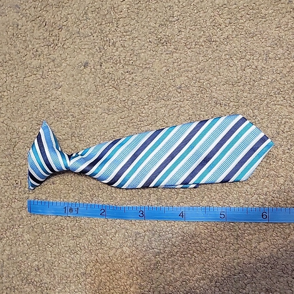 Boys tie